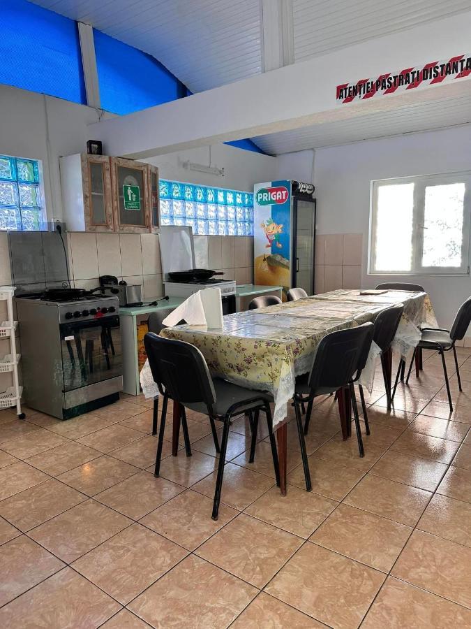 Отель Casa Bucuria Костинешти Экстерьер фото